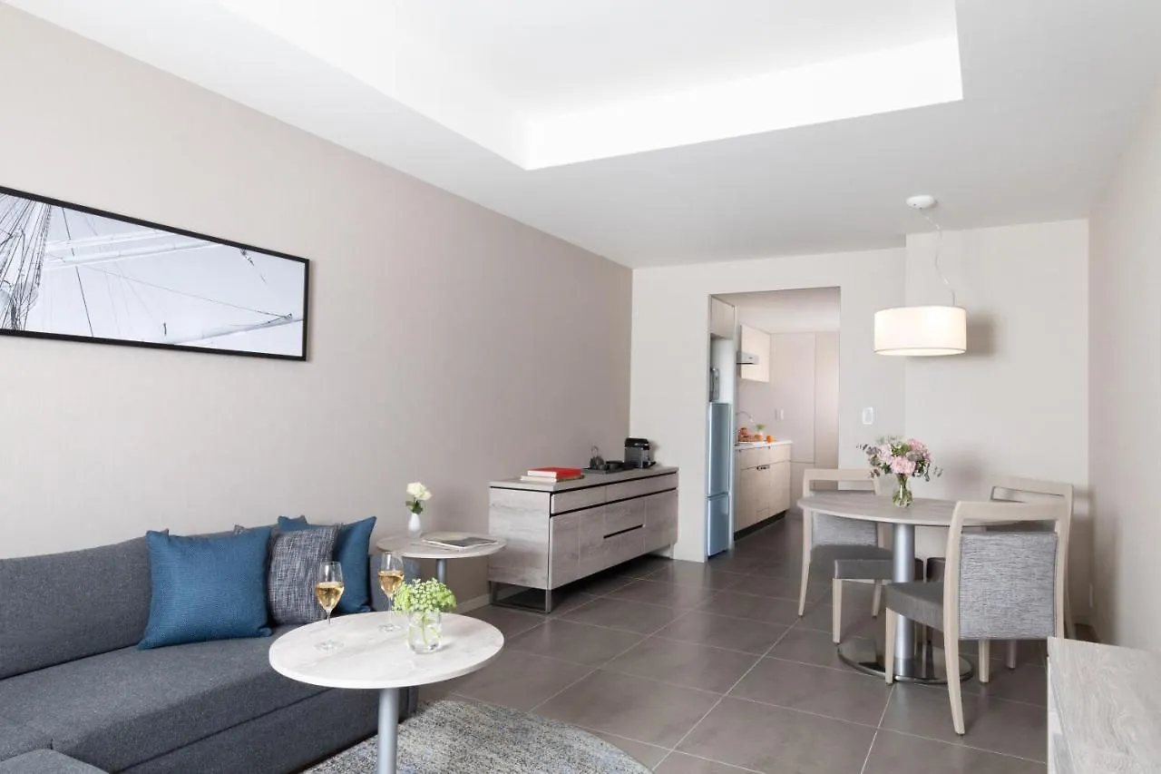 Oakwood Suites Yokohama يوكوهامَ 5*,  اليابان